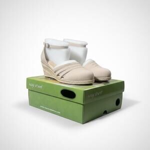 Easy Street Faux Suede Bone Daytona 7WW Wedge Sandals Super Flex NWB